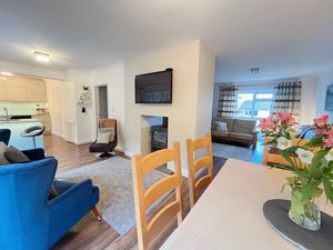 Photo 21- click for photo gallery